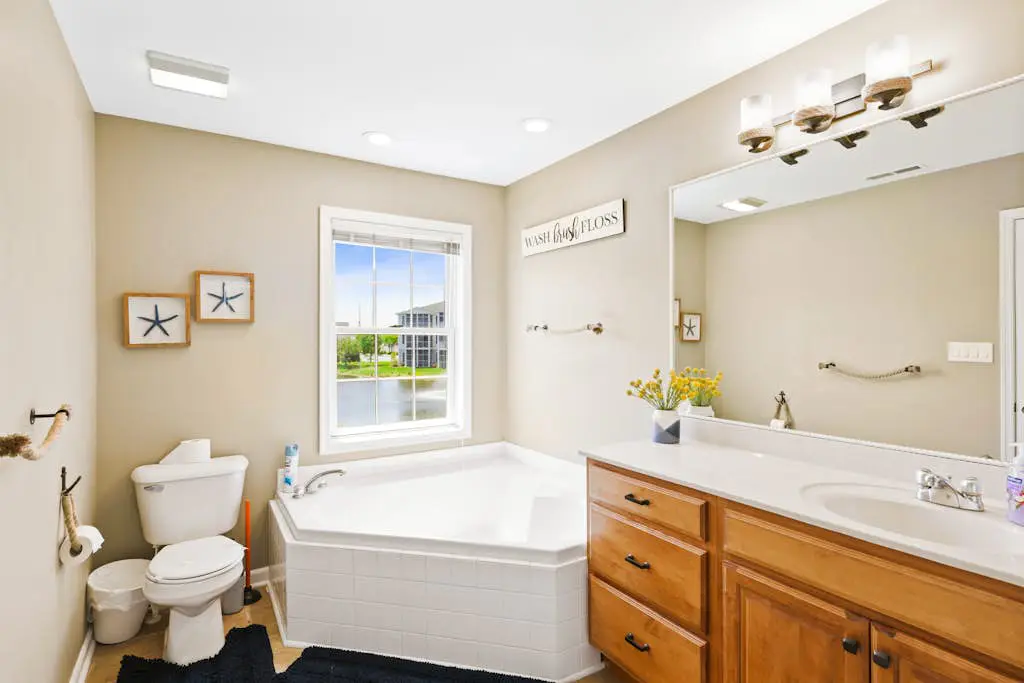 The Tides - 19989 Sandy Bottom Cir, Unit #701