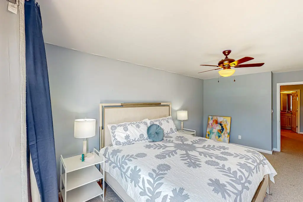 The Tides - 19979 Sandy Bottom Cir, Unit #502