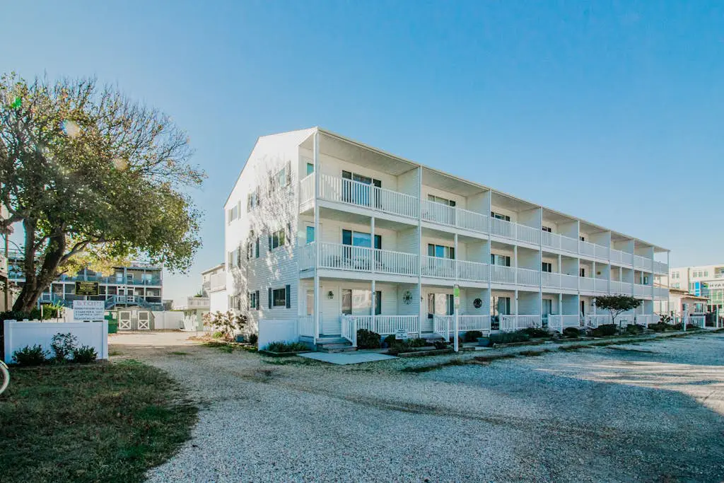 Dewey Villas - 24 Dickinson Ave, Unit #8B