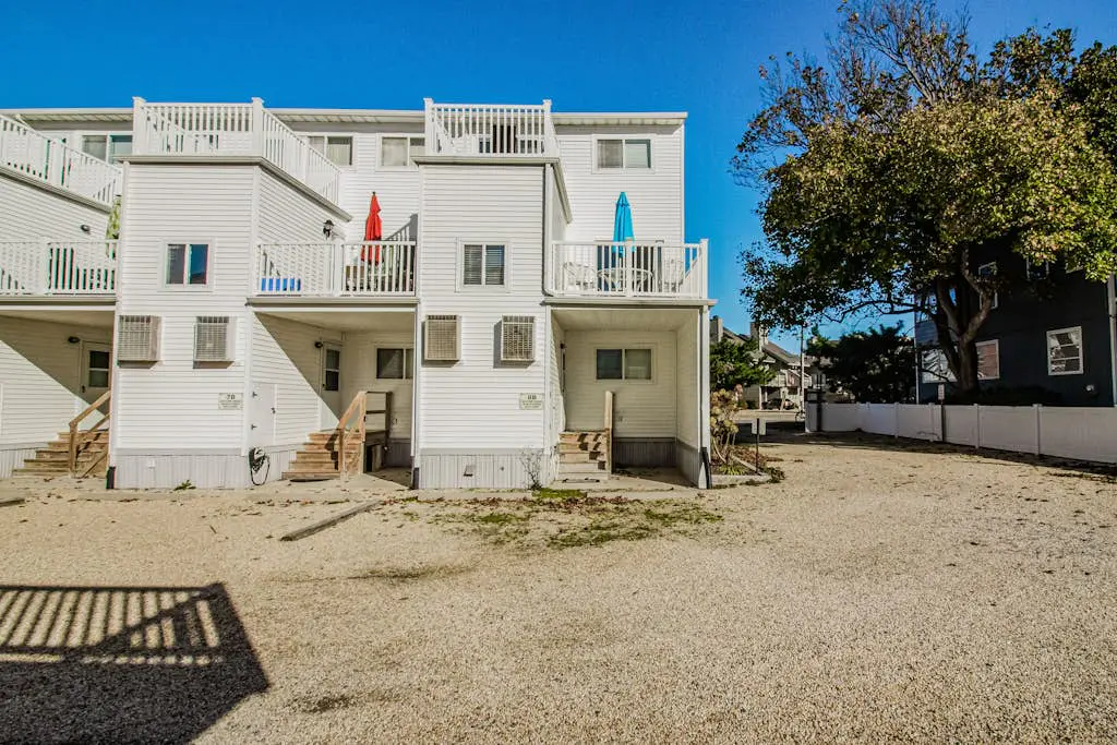 Dewey Villas - 24 Dickinson Ave, Unit #8B