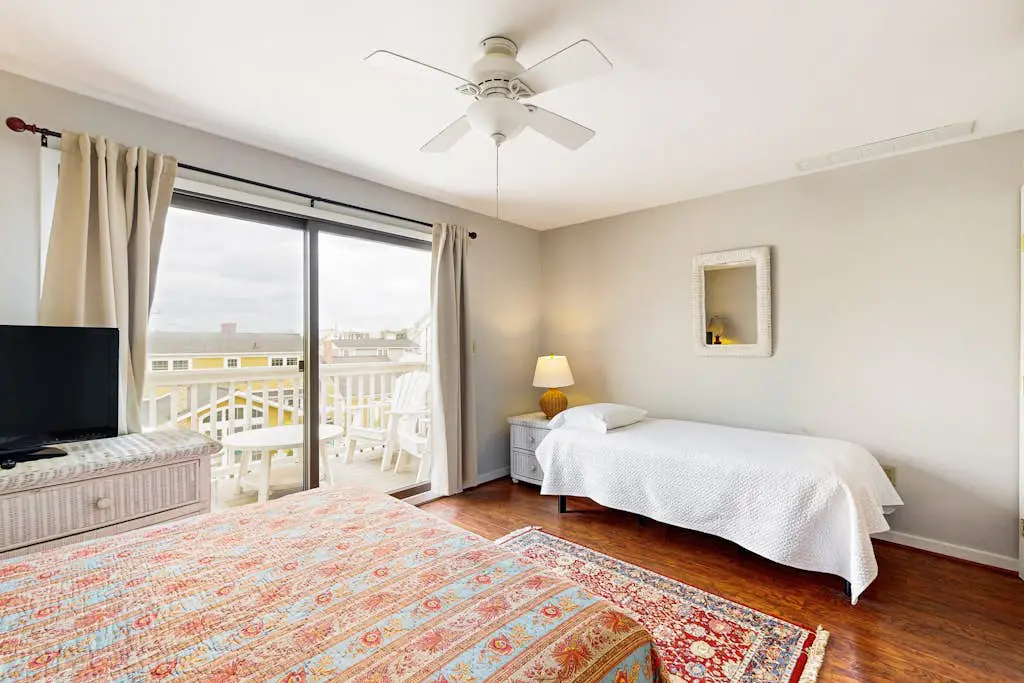 Oceans Reach - 21 Bellevue St, Unit #5
