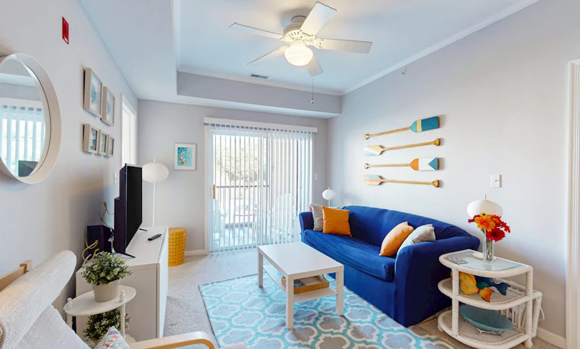 Captiva Sands at Eagles Landing condo w/community pools, tennis/pickleball court