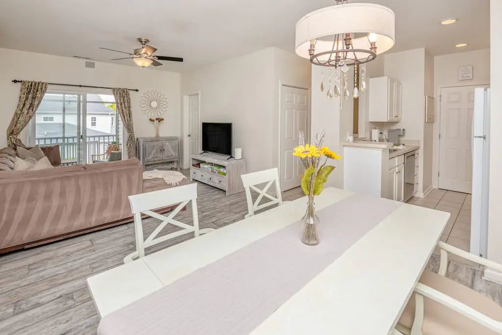 Villas at Bay Crossing - 34670 Villa Cir, Unit #2206
