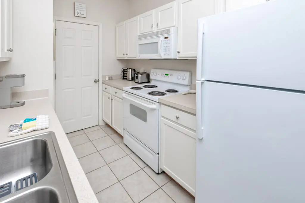 Villas at Bay Crossing - 34670 Villa Cir, Unit #2206