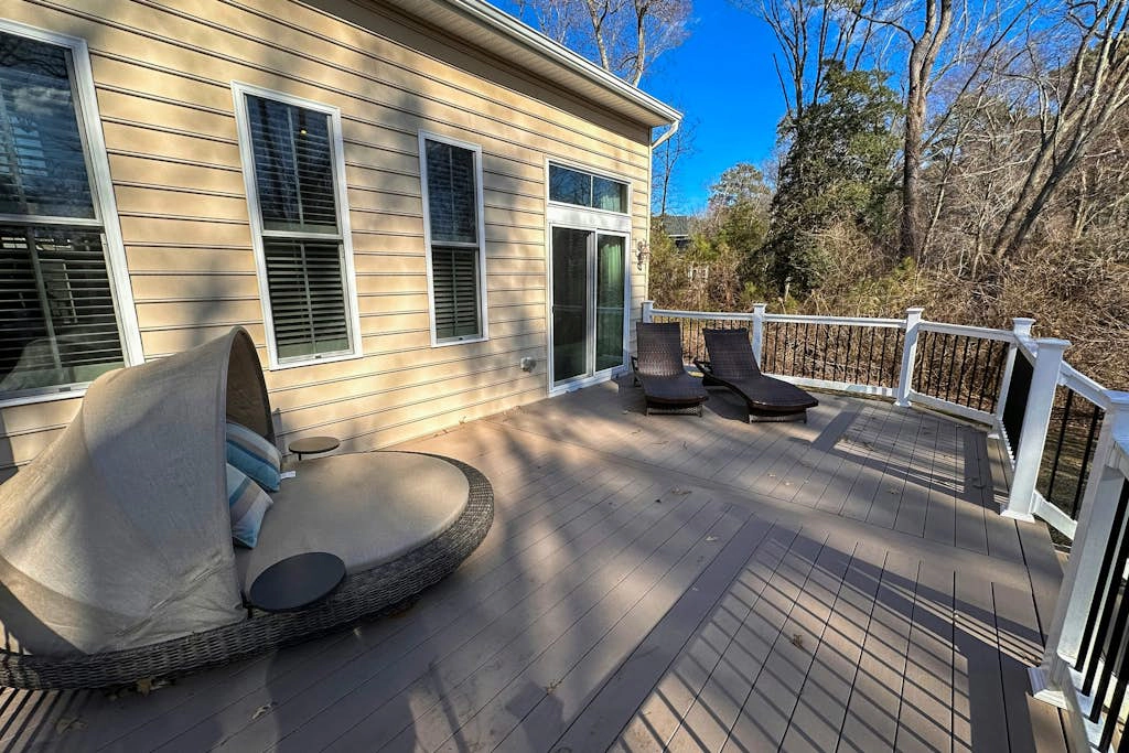 Grande at Canal Pointe - 37546 Worcester Dr