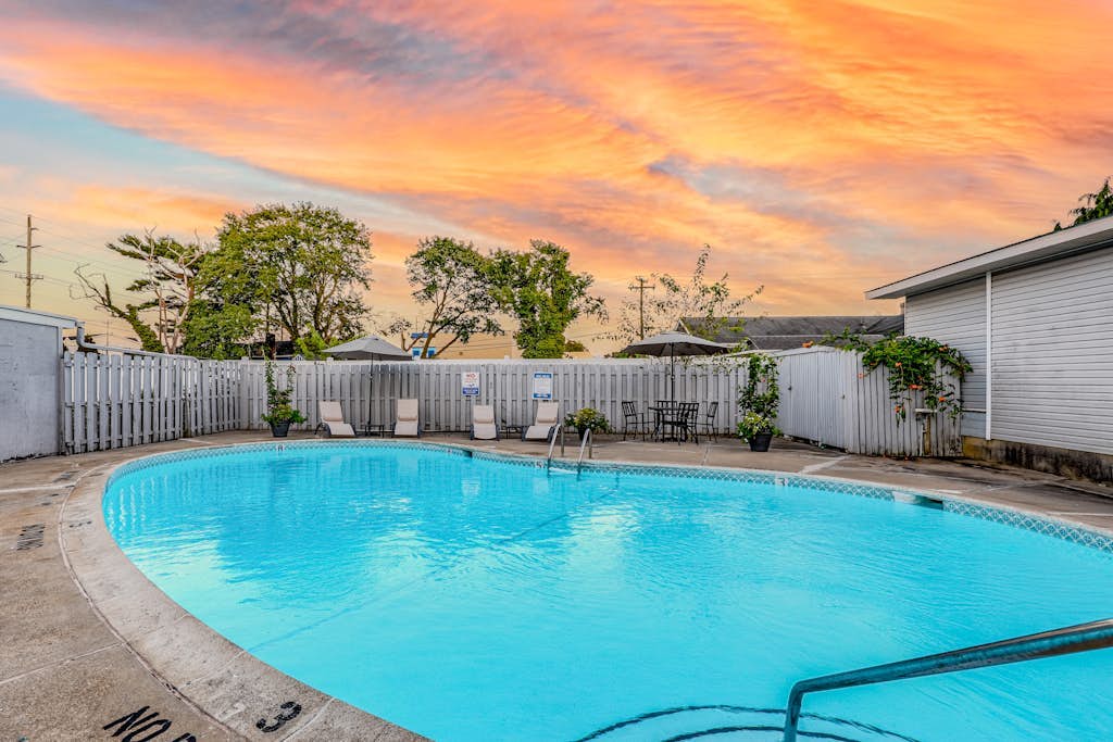 Rehoboth Beach House-Charming space with pool, fast WiFi, & W/D