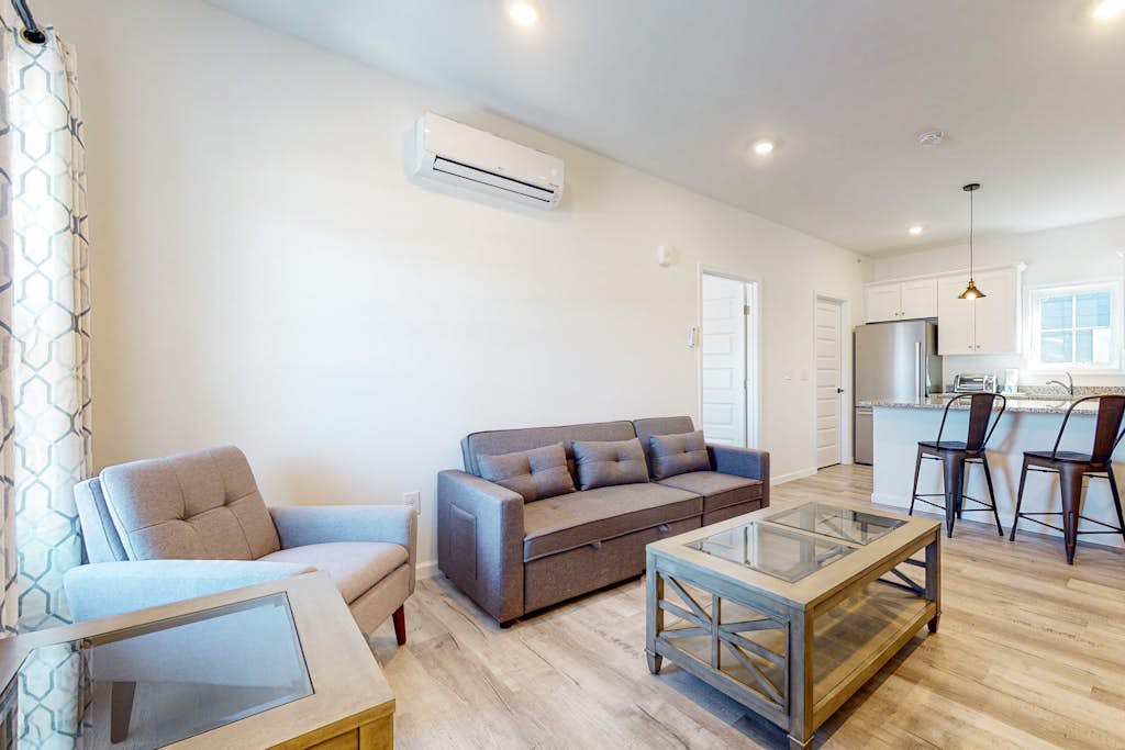 Rehoboth Beach House condo with all-new interior, on-site pool, & washer/dryer