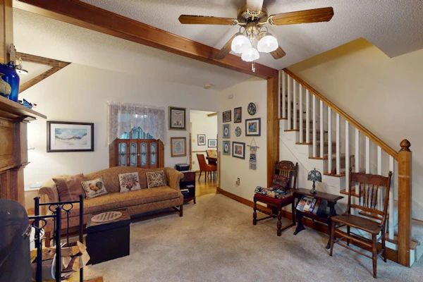 Town of Lewes spacious dog friendly house w/deck & enclosed yard