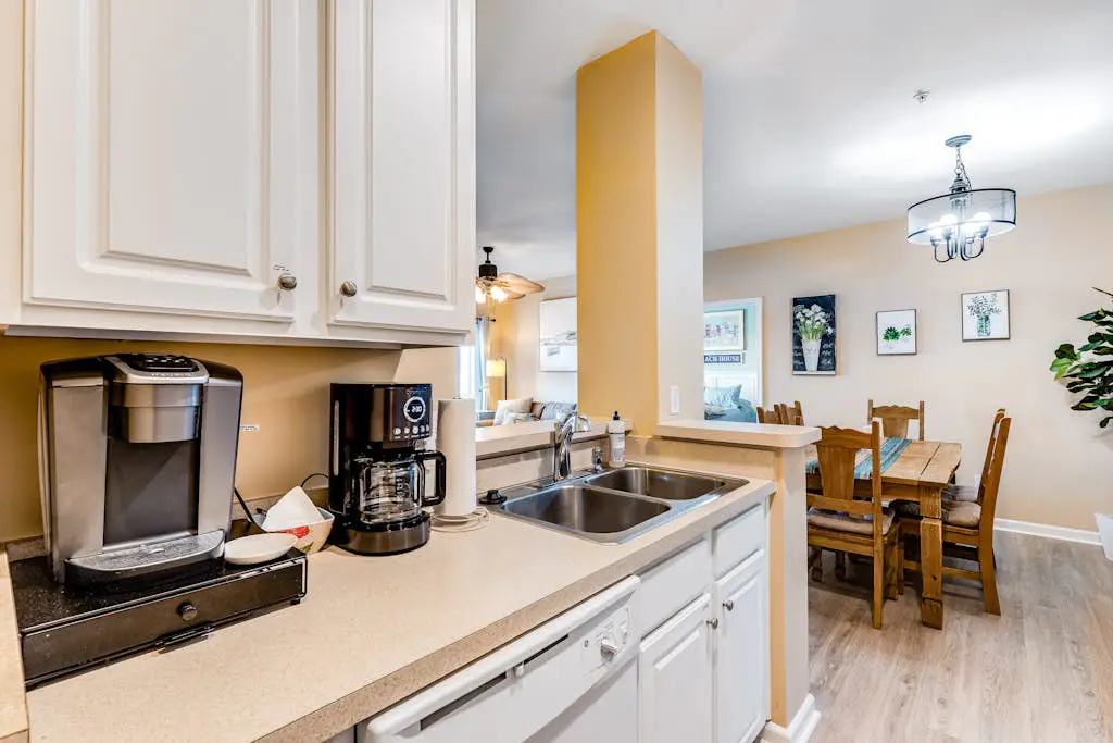 Villas at Bay Crossing - 34670 Villa Cir, Unit #2304