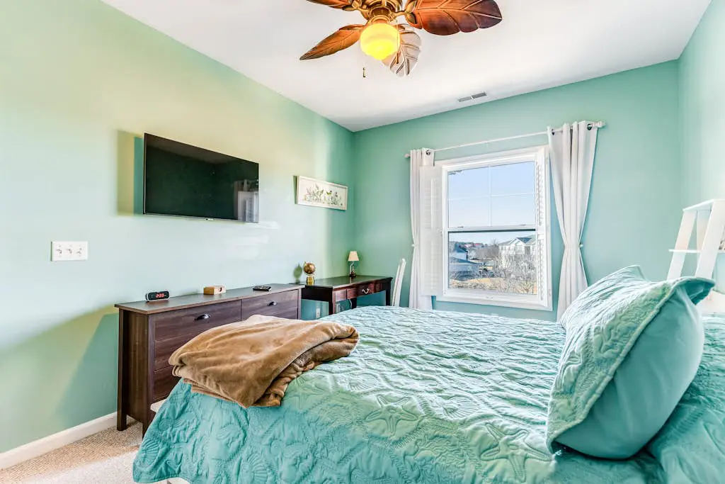 Villas at Bay Crossing - 34670 Villa Cir, Unit #2304
