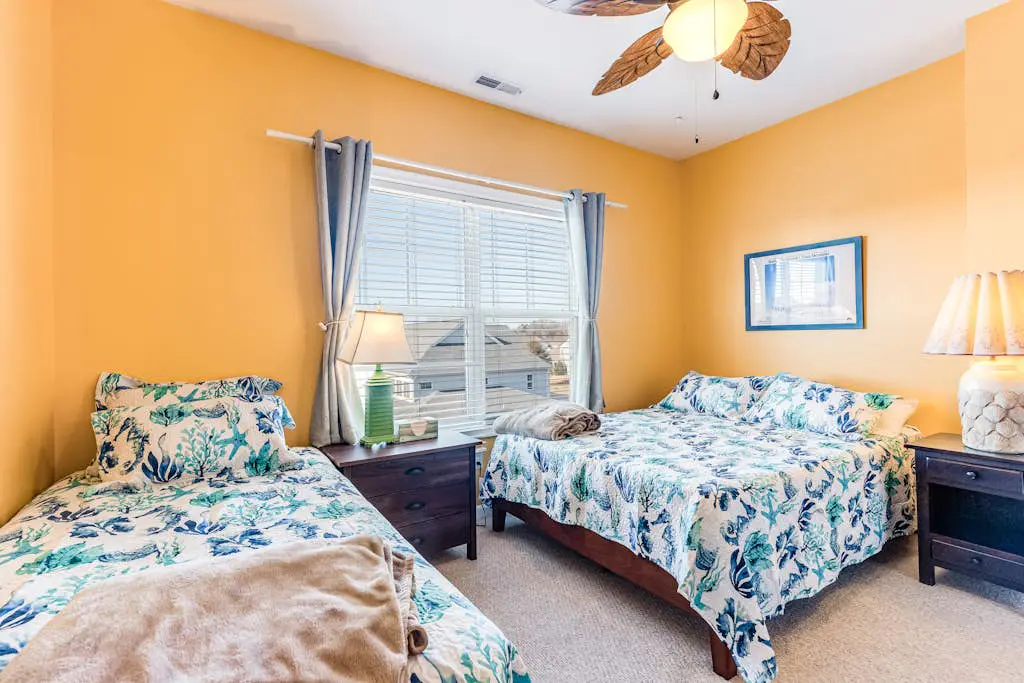 Villas at Bay Crossing - 34670 Villa Cir, Unit #2304
