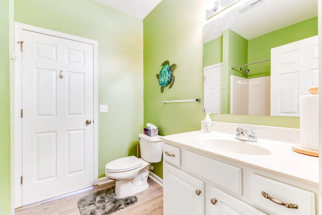 Villas at Bay Crossing - 34670 Villa Cir, Unit #2304