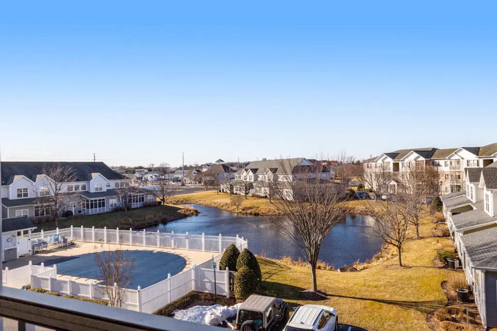 Villas at Bay Crossing - 34670 Villa Cir, Unit #2304