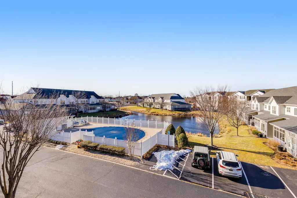 Villas at Bay Crossing - 34670 Villa Cir, Unit #2304