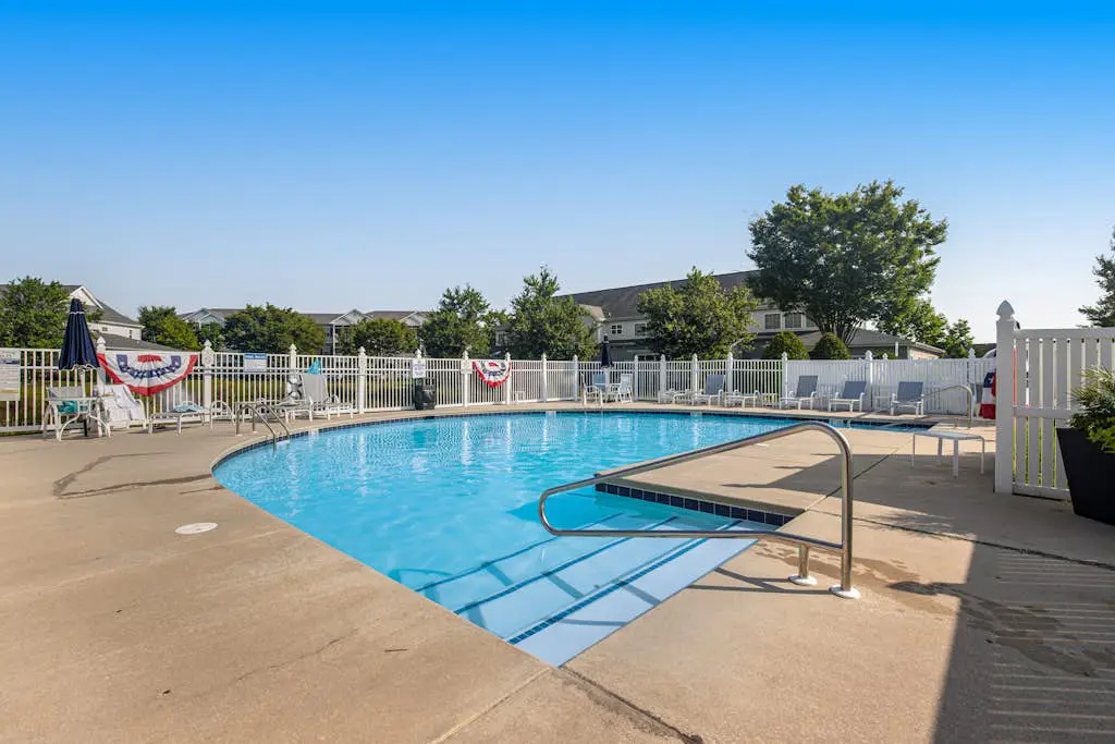 Villas at Bay Crossing - 34682 Villa Cir, Unit #4105