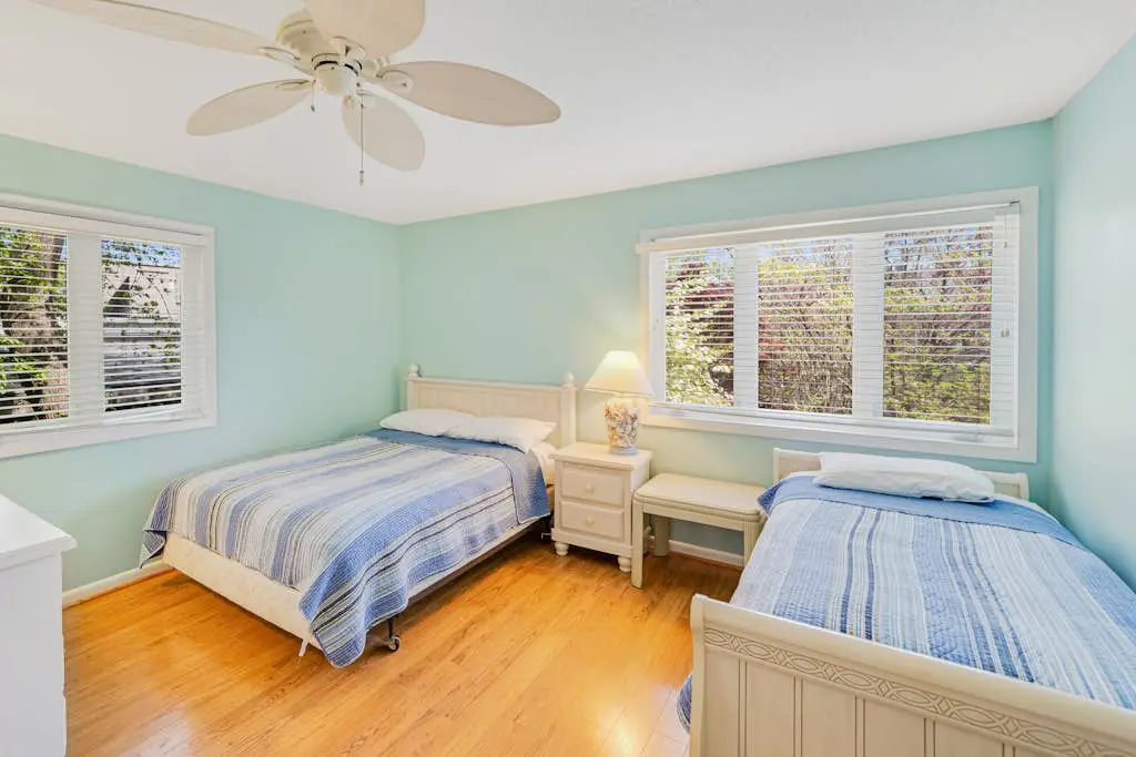 Scarborough Village - 245 Country Club Dr, Unit #608