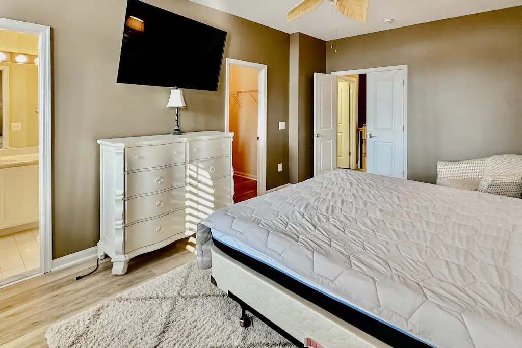 The Peninsula - 27606 S Nicklaus Ave