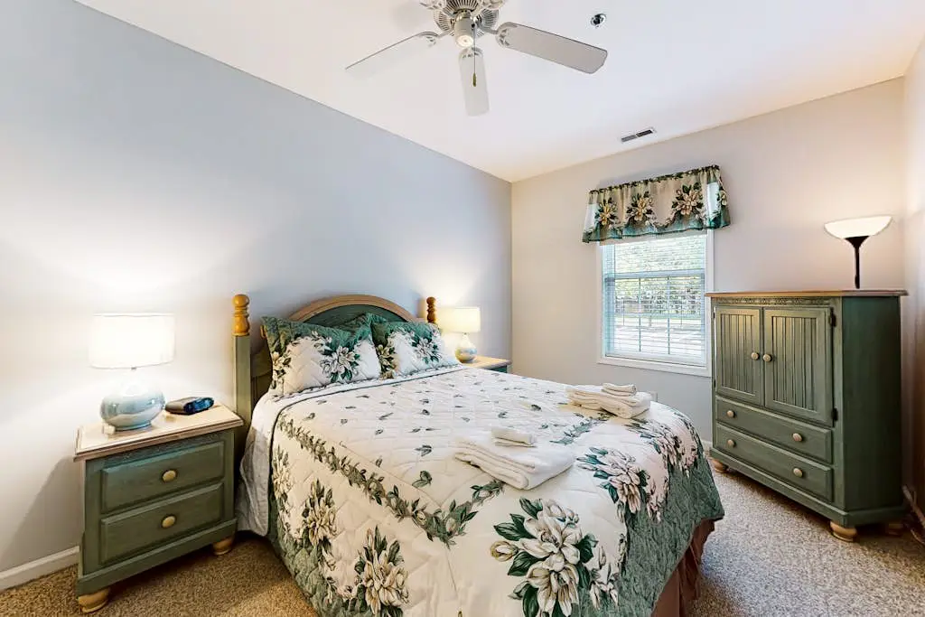 Sandpiper Village - 35542 E Atlantic Cir, Unit #203