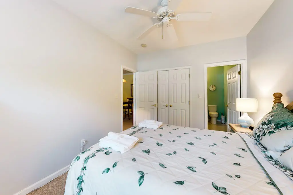 Sandpiper Village - 35542 E Atlantic Cir, Unit #203