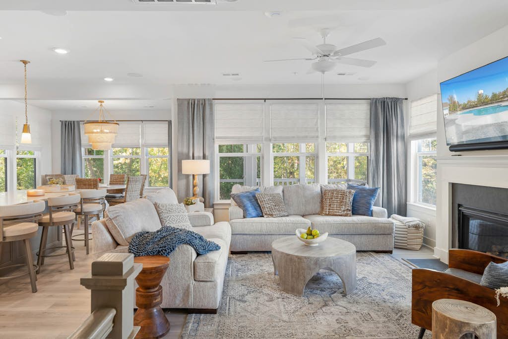 Luxurious Oyster House Village retreat near golf, beach, & boardwalk