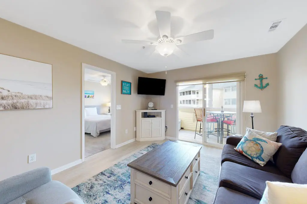The Palms - 36507 Palm Dr, Unit #2204