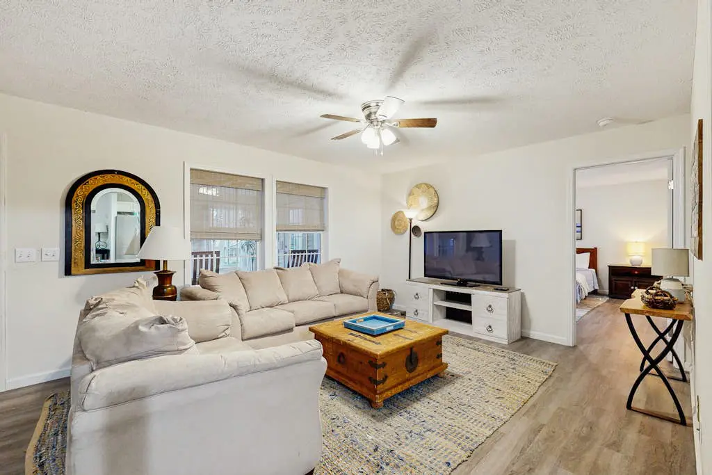Piney Glade - 18628 Sylvan Dr
