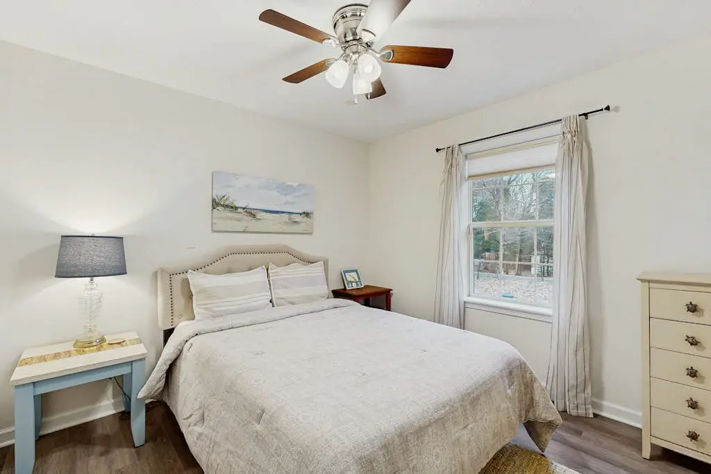 Piney Glade - 18628 Sylvan Dr
