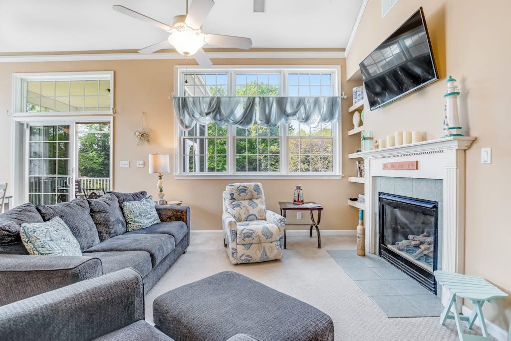Bear Trap Dunes house with on-site golf, tennis court & sauna