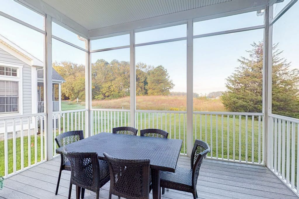 Bear Trap Dunes house w/ gym, tennis court, shared sauna, and free WiFi