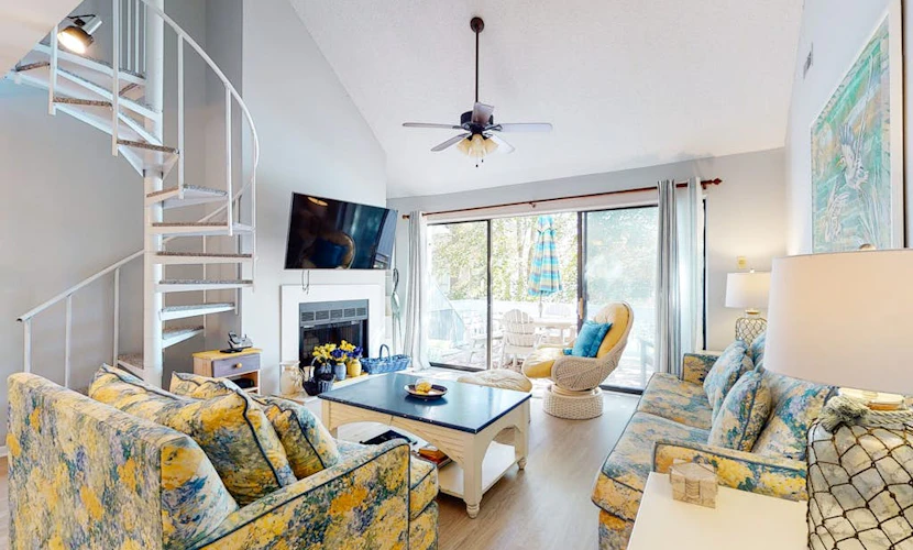 Sea Colony Tennis 2nd-floor condo with sauna, gym, & tennis court