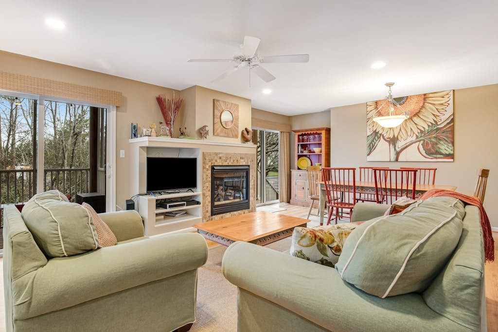 Sea Colony - 56064 Pinewood Dr