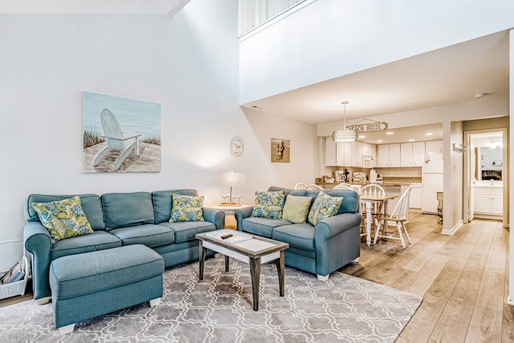 Sea Colony - 908 Singles Ct