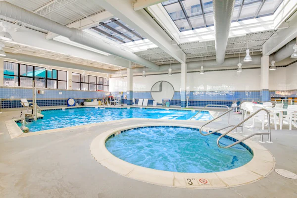 Sea Colony Tennis house with basketball court, sauna, fireplace, & gym