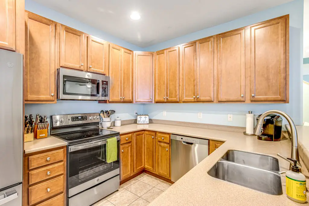 Bayside Resort - 11420 West Sand Cove Rd
