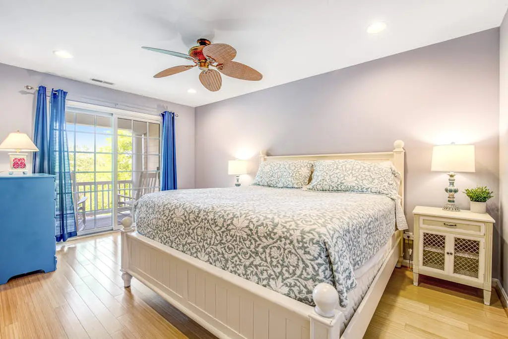 Bayside Resort - 11420 West Sand Cove Rd