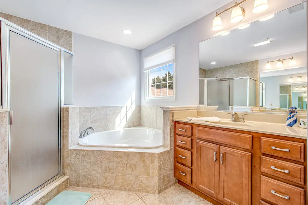 Bayside Resort - 11420 West Sand Cove Rd