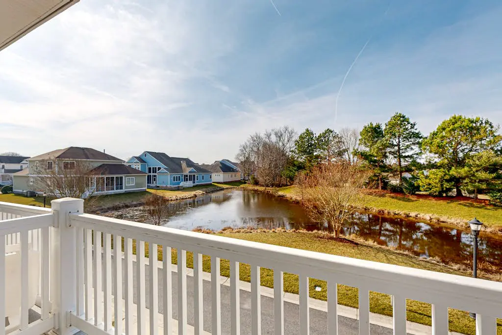 Bayside Resort - 11444 West Sand Cove Rd