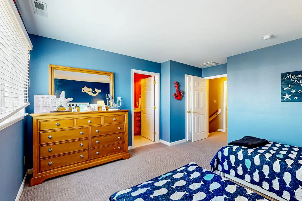 Bayside Resort - 11444 West Sand Cove Rd