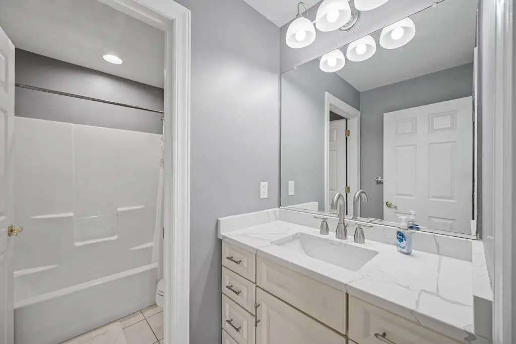 Bayside Resort - 36452 Wild Rose Cir