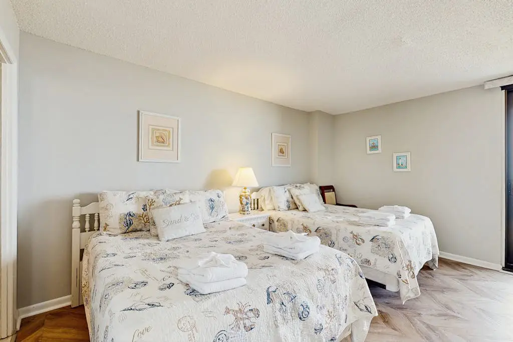Sea Colony - 904N Edgewater House Rd