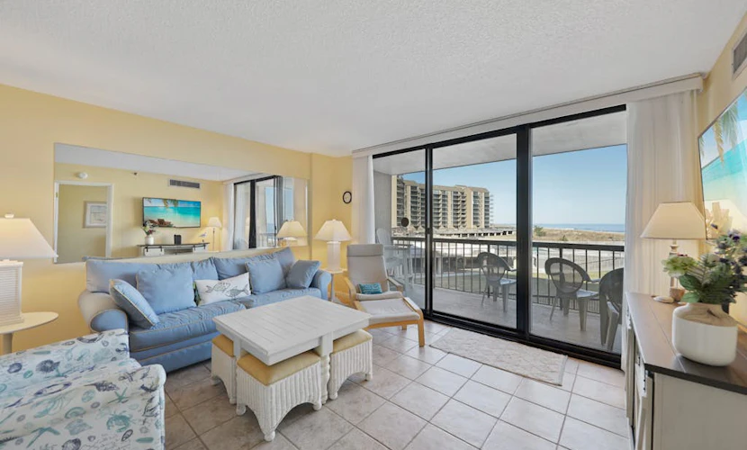 Sea Colony Ocean 2nd floor condo w/ elevator, tennis court, and basketball court