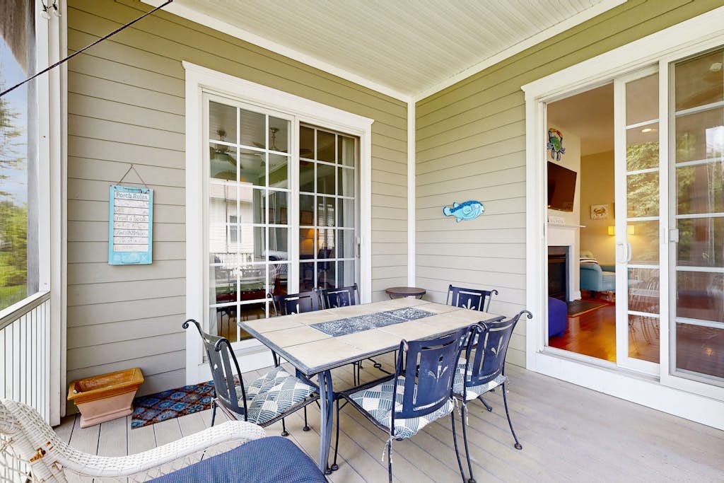 Bayside Resort house with pool, lakefront, golf on-site, & tennis court