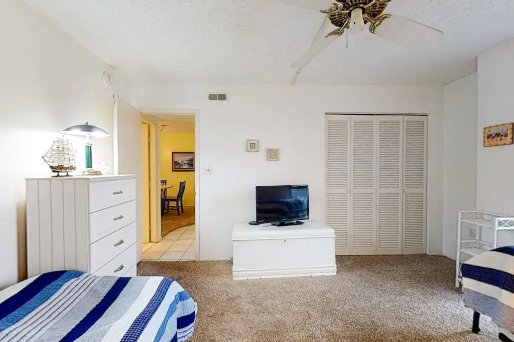 Sea Colony - 107 Brandywine House Rd