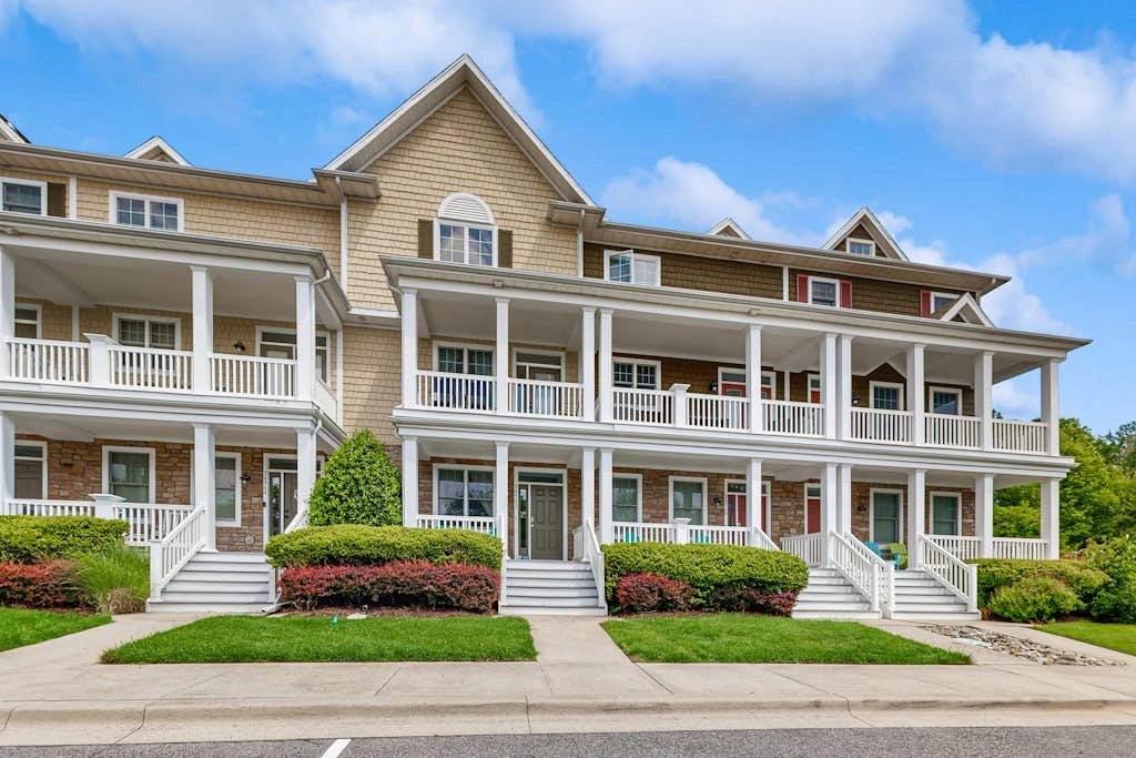 Bayside Resort - 36362 Azalea Ave
