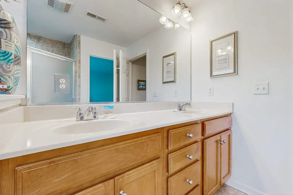 Bayside Resort - 36362 Azalea Ave