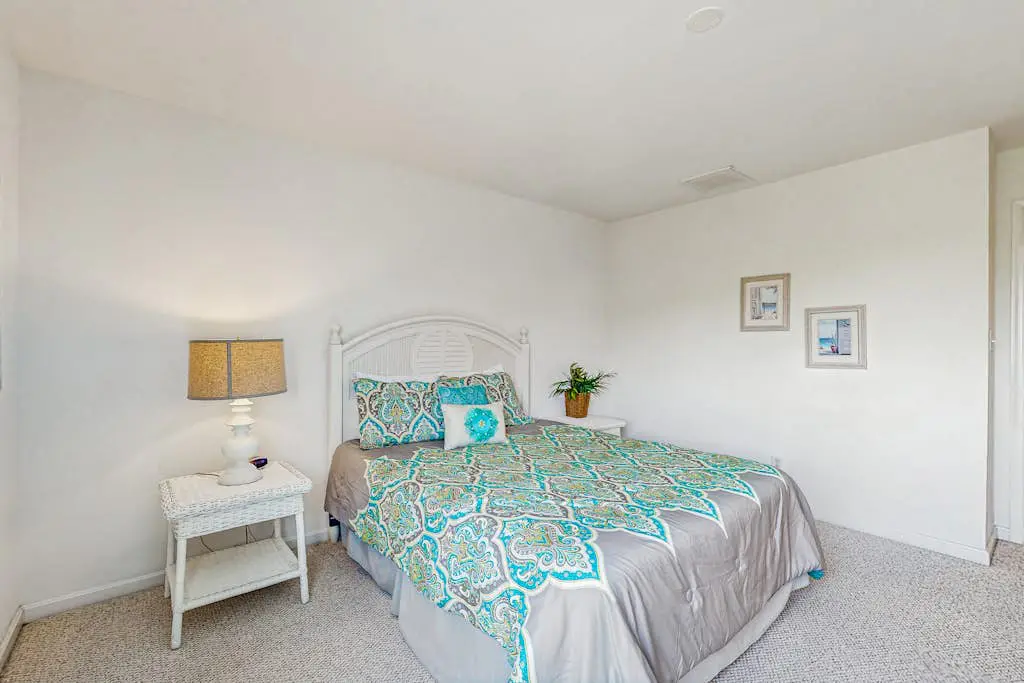 Bayside Resort - 36362 Azalea Ave