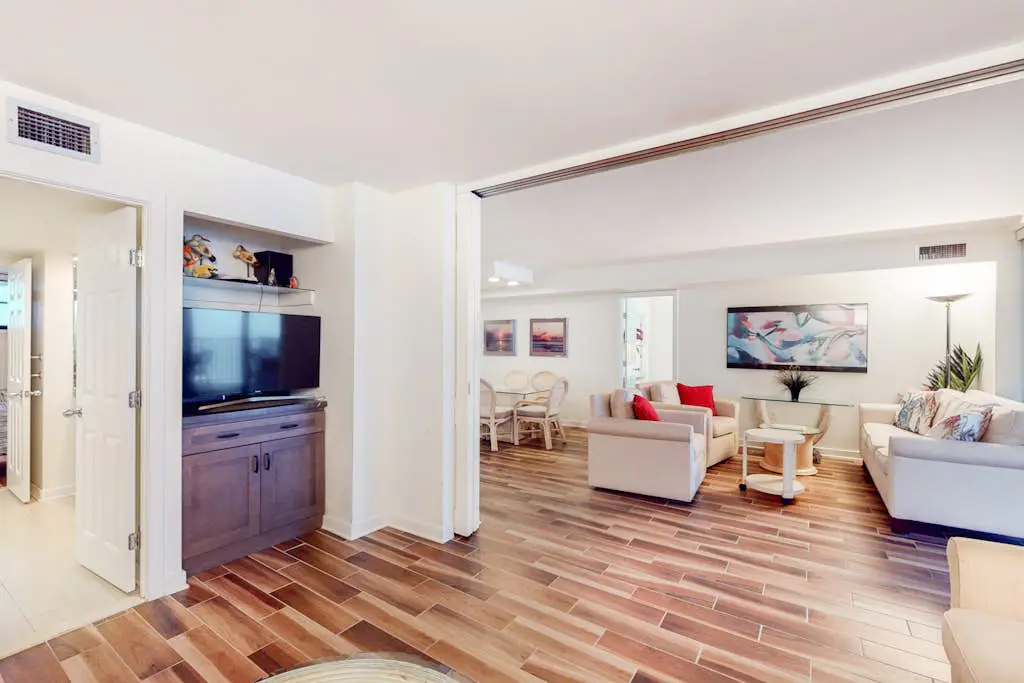 Sea Colony - 800C Edgewater House Rd