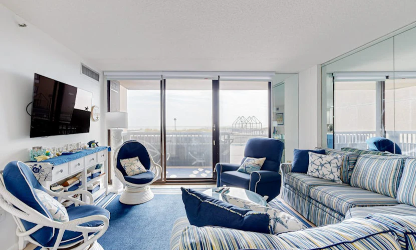 1st-floor Sea Colony Ocean condo with gym, sauna, & pool