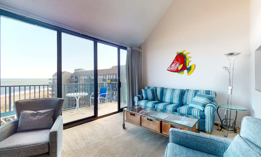 Sea Colony 9th-floor ocean-view condo with elevator & balcony