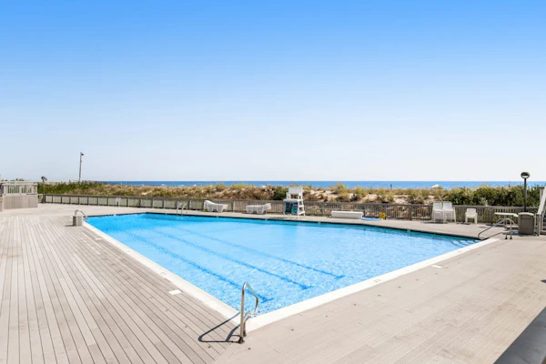 Sea Colony Ocean 6th floor condo w/ gym, pool, and tennis court